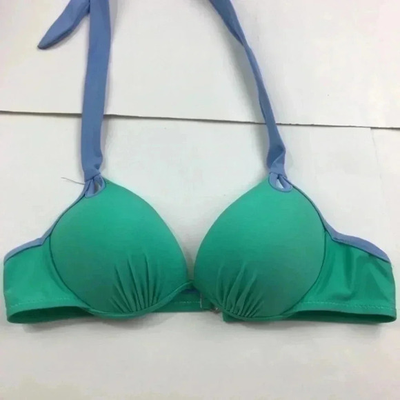 Un brand swim wear  S - Picture 10 of 16